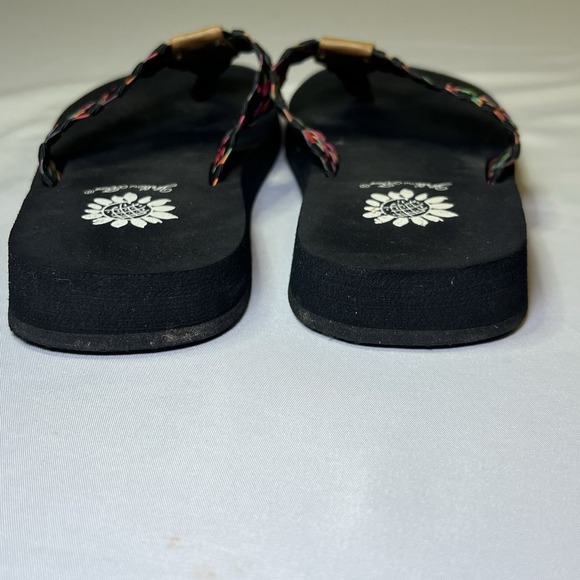 Yellow Box Oria Blue Multi Color Stripe Flip Flops Women's Size 6 - Picture 6 of 7